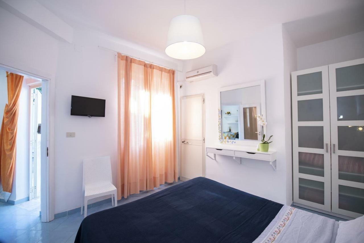 Le Querce Villa Procida Exteriör bild